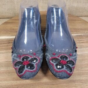 Stuart Weitzman Gray Wool Ballet‎ Flats Flower Embellished Women's Size 6.5